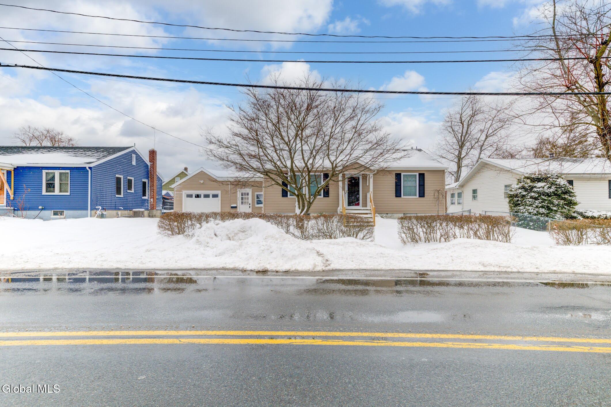 43 Sherwood Avenue Rensselaer NY 12144