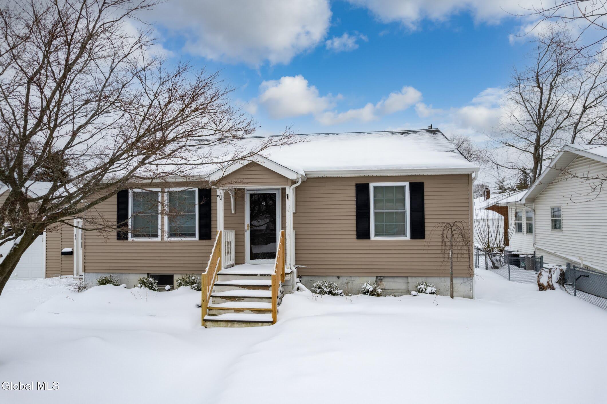 43 Sherwood Avenue Rensselaer NY 12144