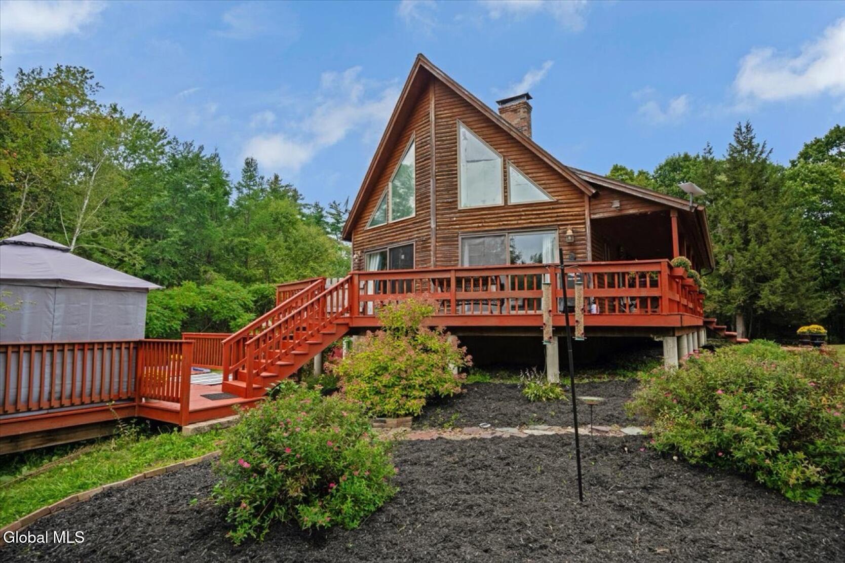 83 Stoddard Road Hampton NY 12837