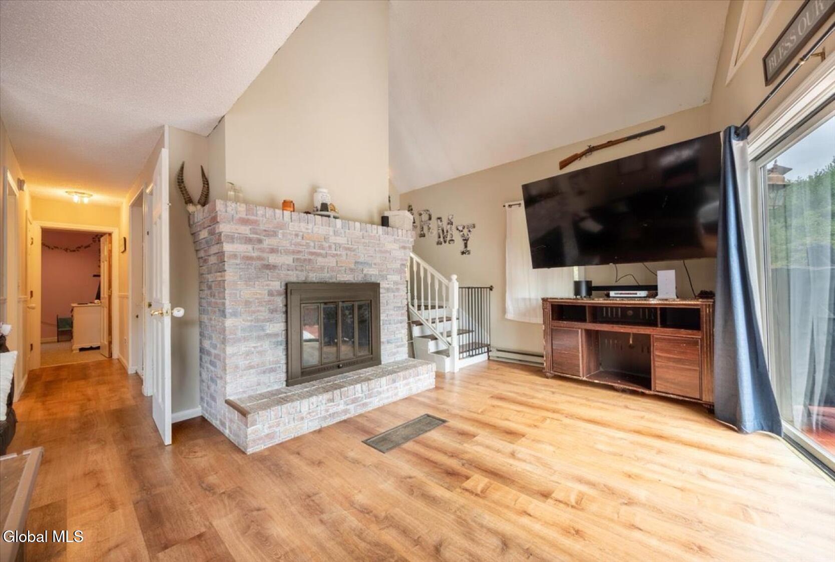83 Stoddard Road Hampton NY 12837