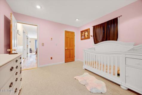 83 Stoddard Road Hampton NY 12837