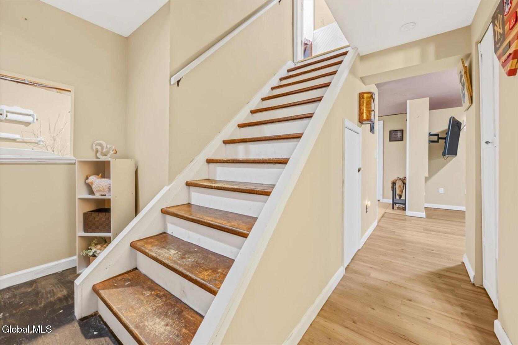 83 Stoddard Road Hampton NY 12837