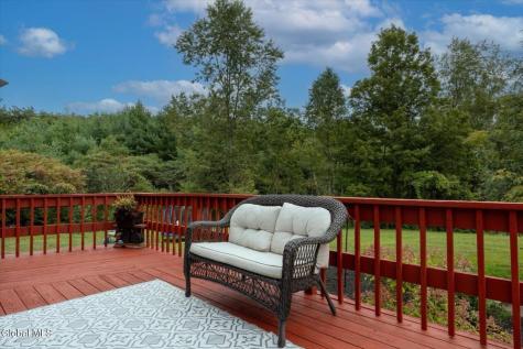 83 Stoddard Road Hampton NY 12837