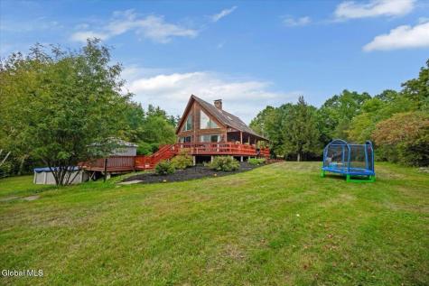 83 Stoddard Road Hampton NY 12837