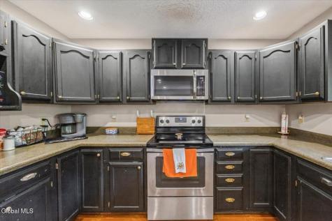 83 Stoddard Road Hampton NY 12837