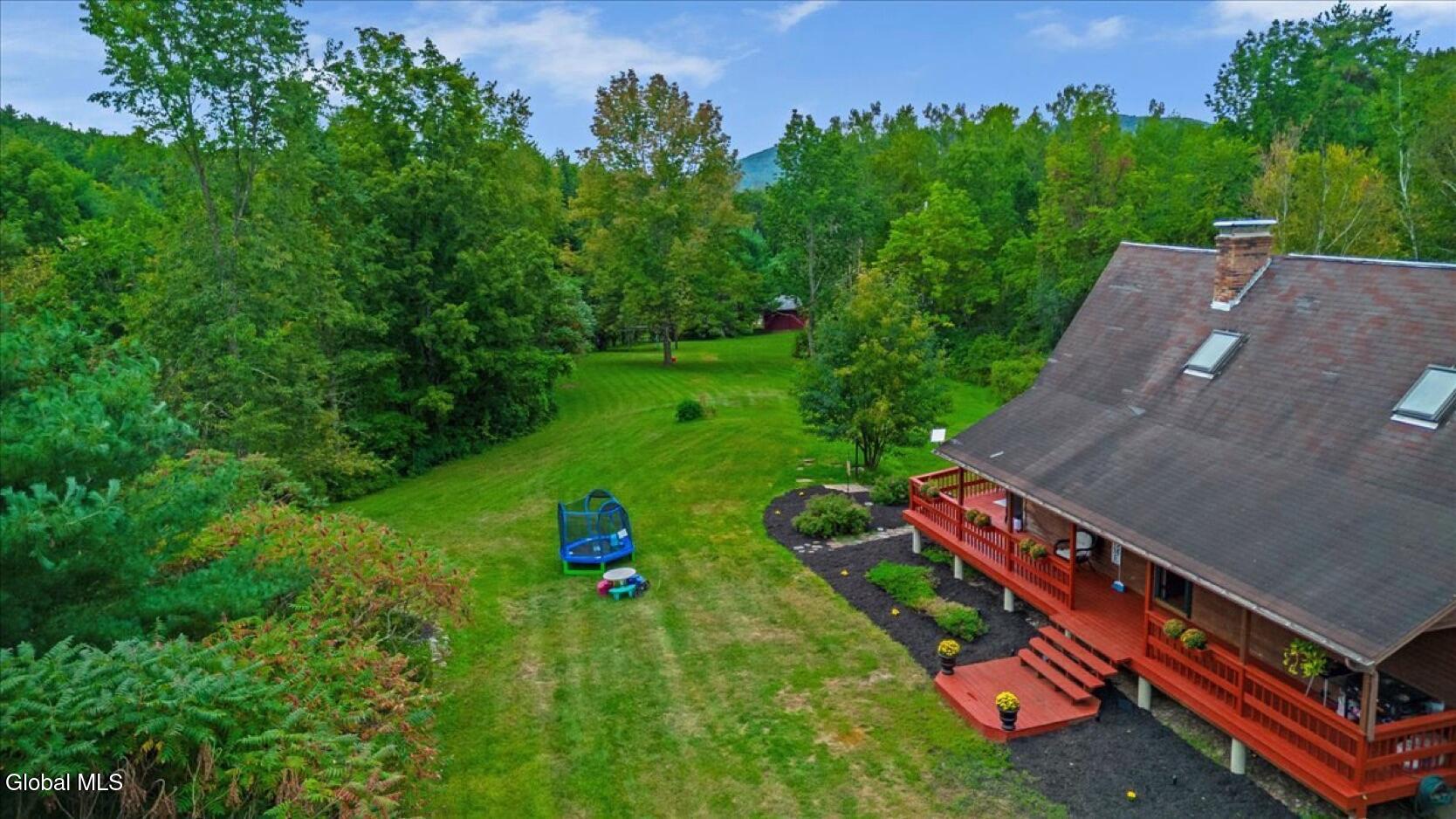 83 Stoddard Road Hampton NY 12837
