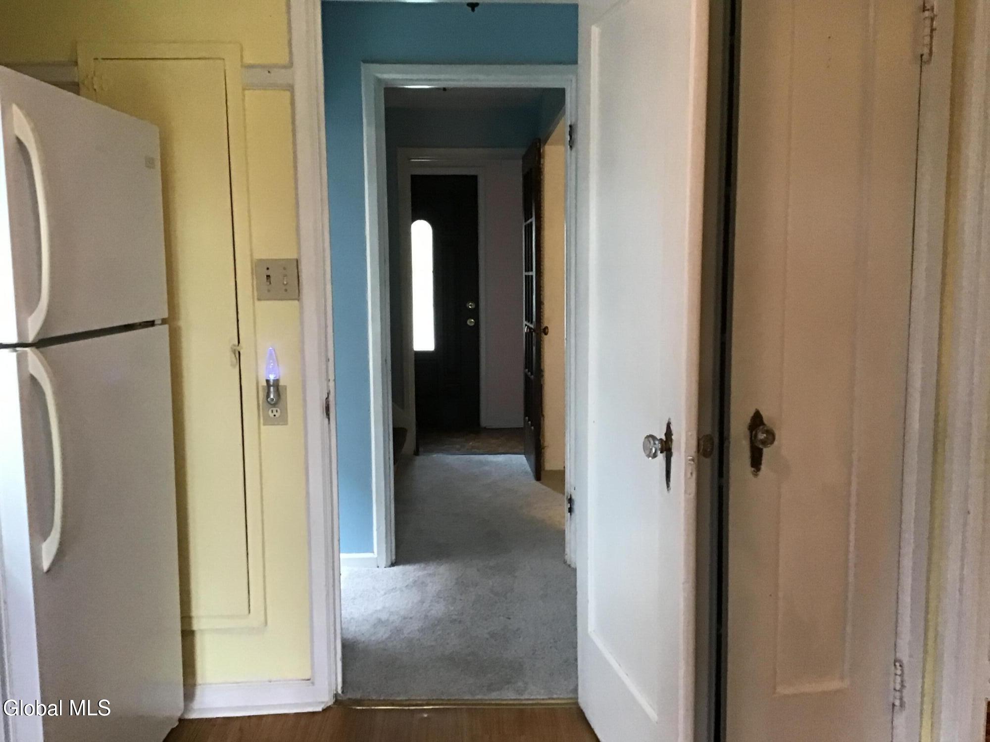 810 4th Avenue Watervliet NY 12189