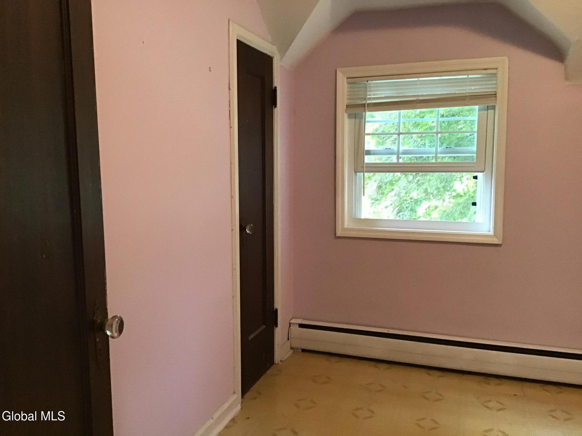 810 4th Avenue Watervliet NY 12189