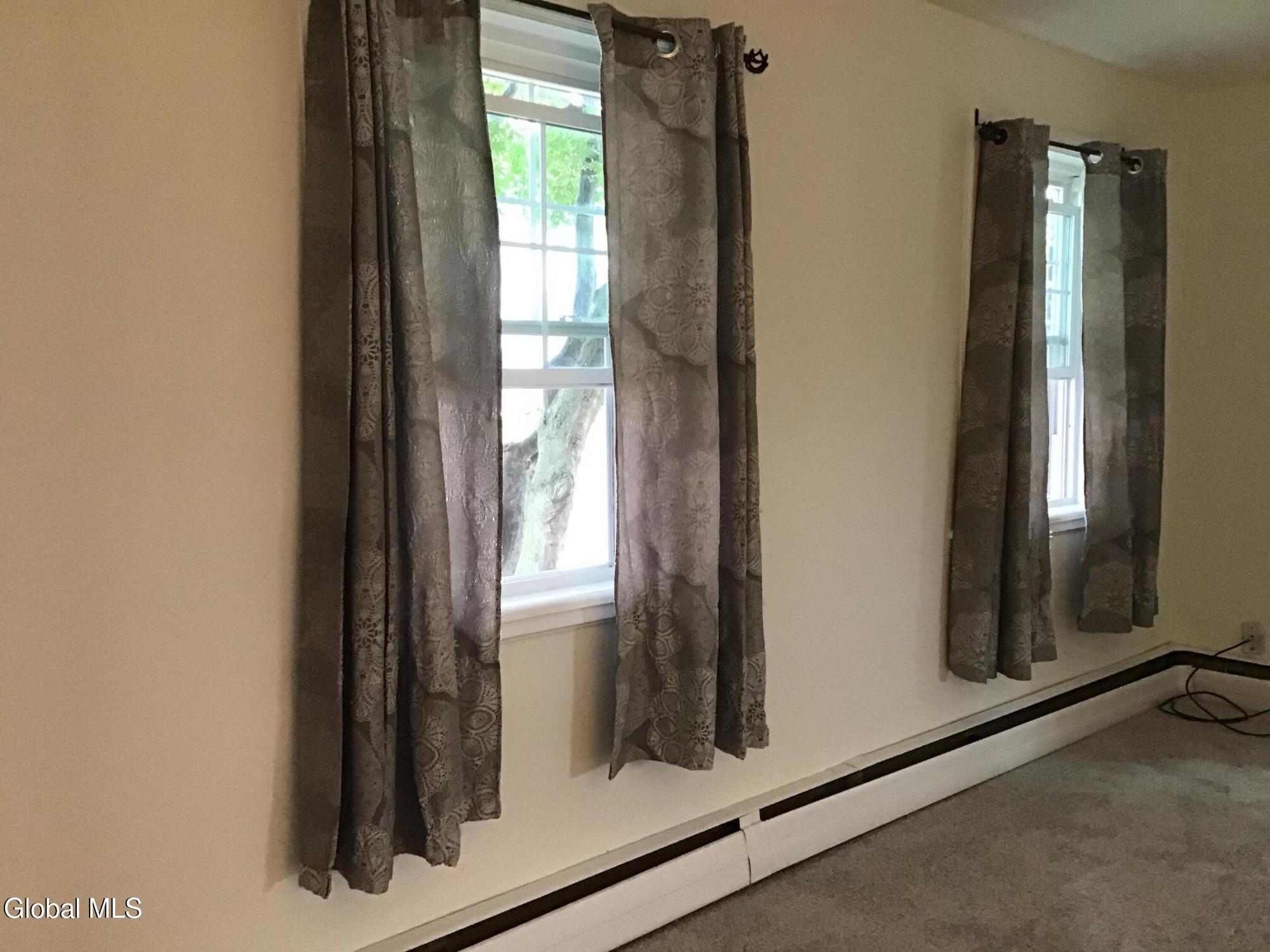 810 4th Avenue Watervliet NY 12189