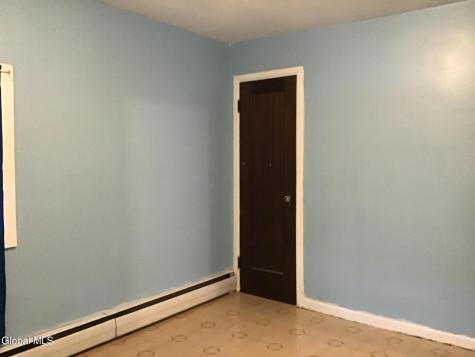 810 4th Avenue Watervliet NY 12189