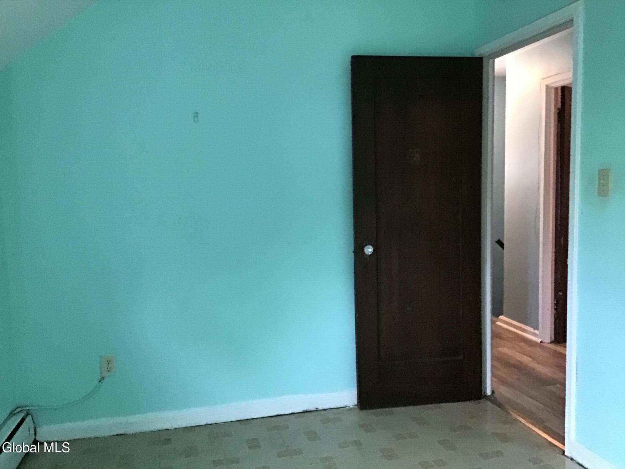 810 4th Avenue Watervliet NY 12189