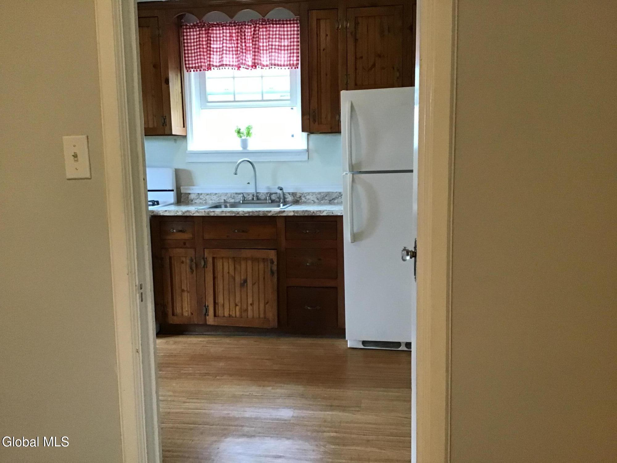 810 4th Avenue Watervliet NY 12189