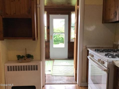 810 4th Avenue Watervliet NY 12189
