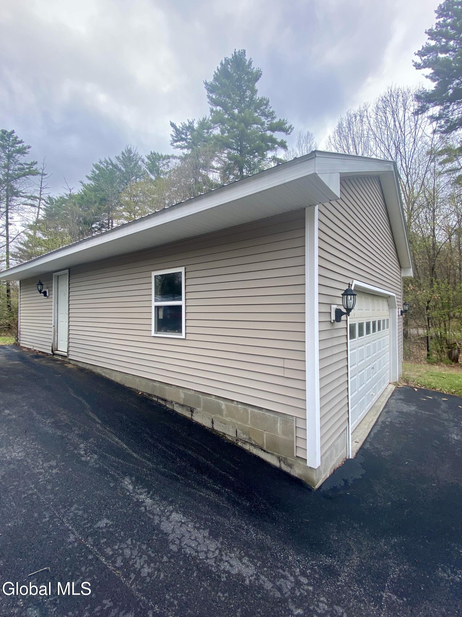 504 Angel Road Corinth NY 12822