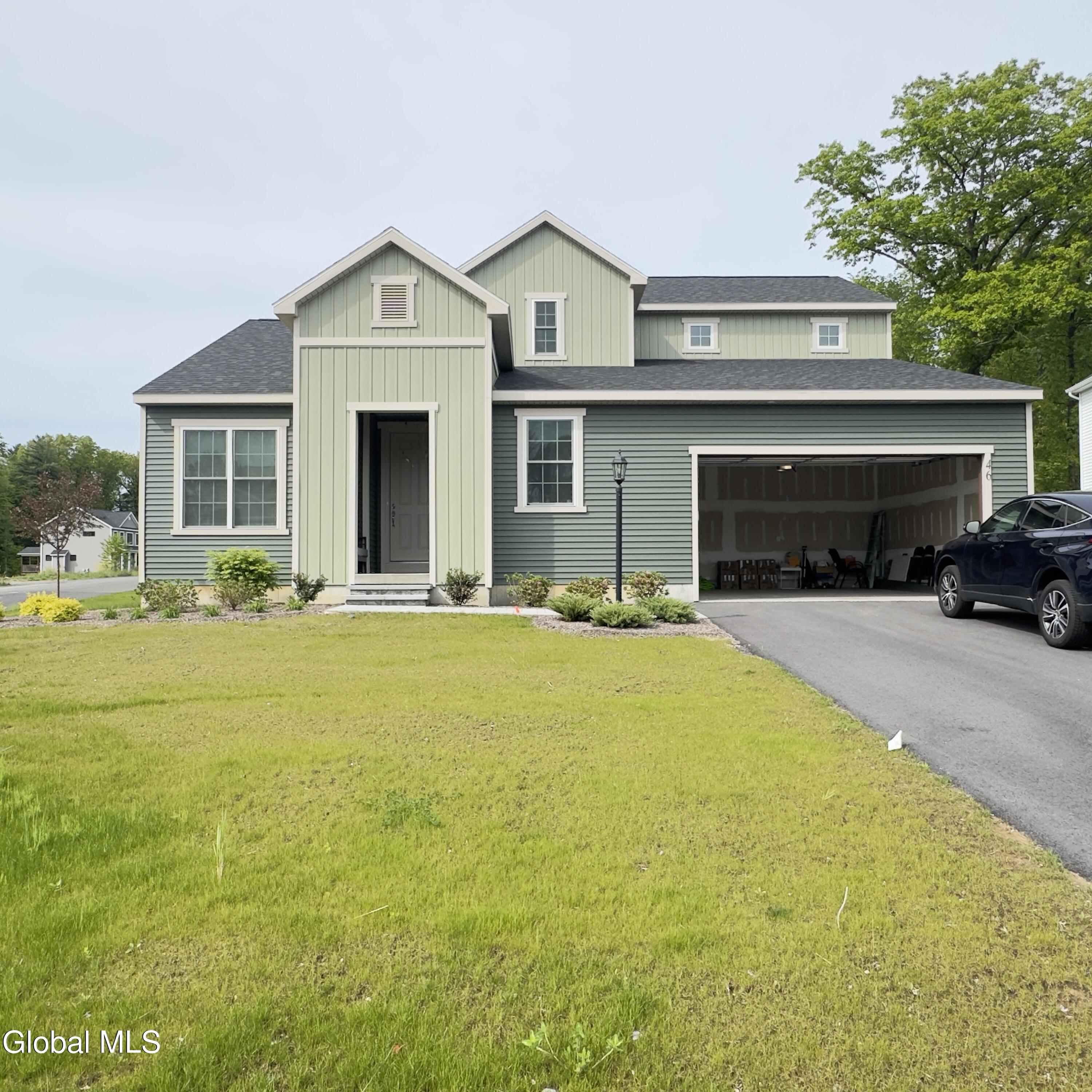 46 Wheatfield Way Mechanicville NY 12118