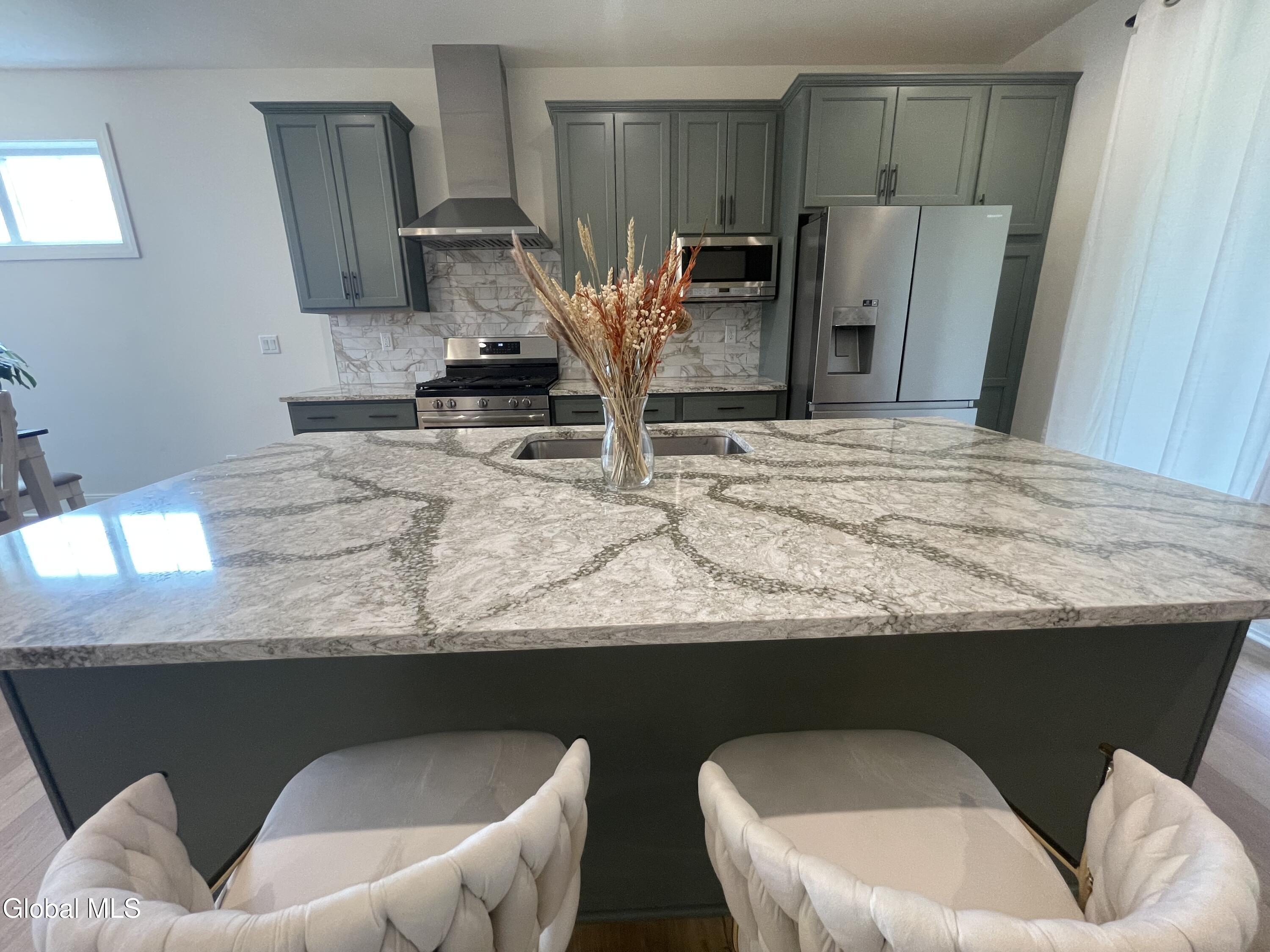 46 Wheatfield Way Mechanicville NY 12118