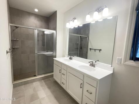 46 Wheatfield Way Mechanicville NY 12118