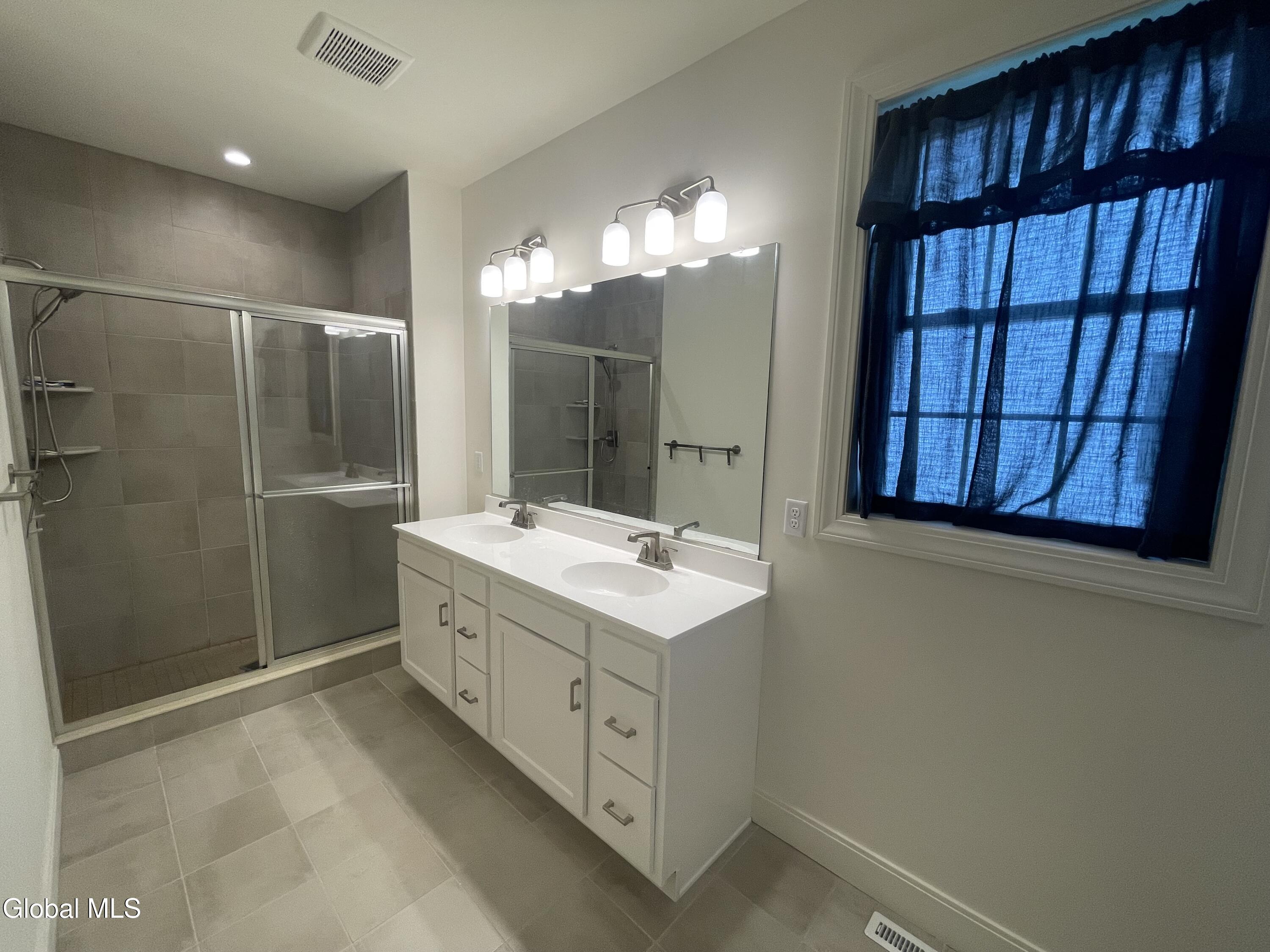 46 Wheatfield Way Mechanicville NY 12118