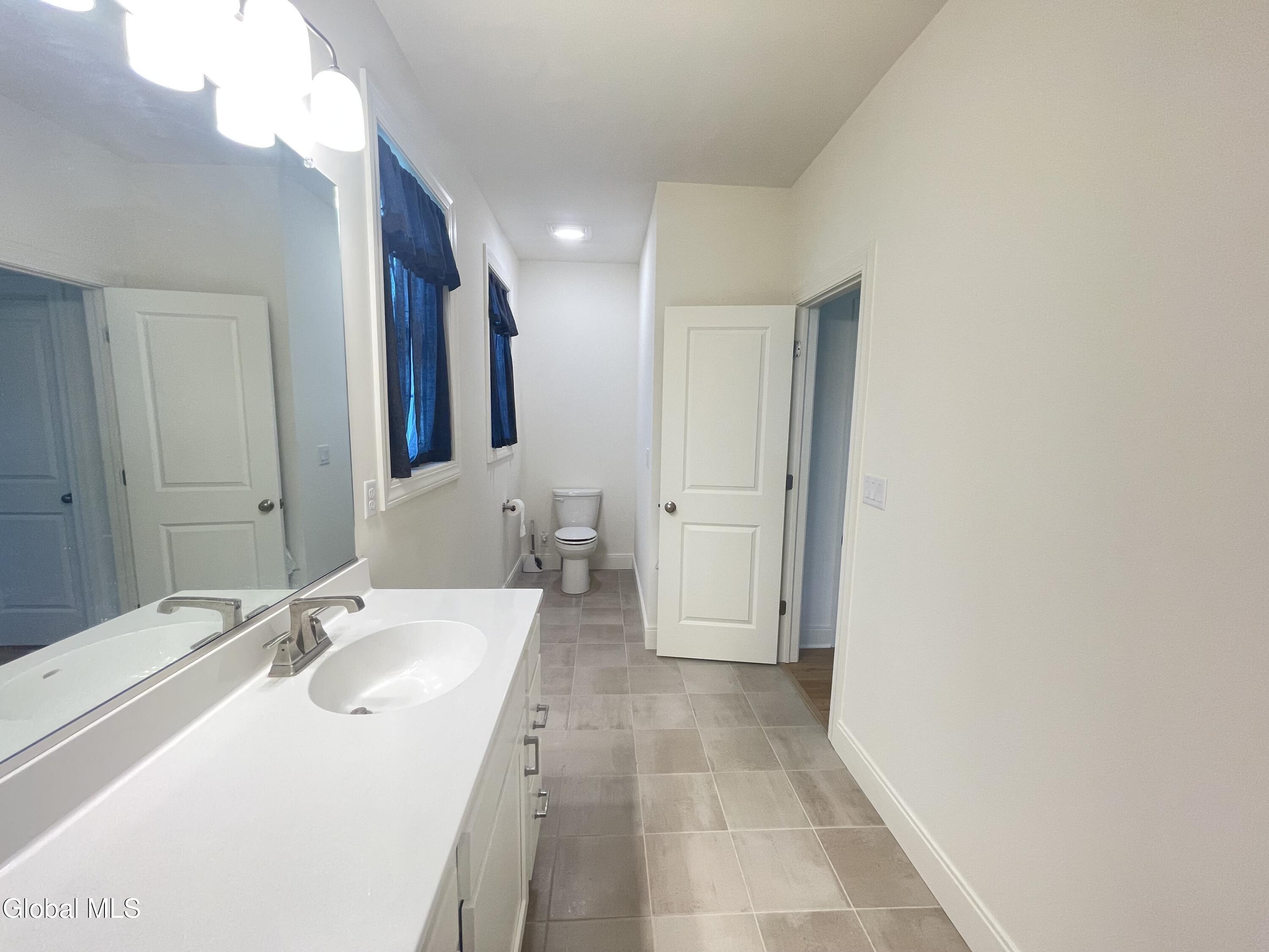 46 Wheatfield Way Mechanicville NY 12118