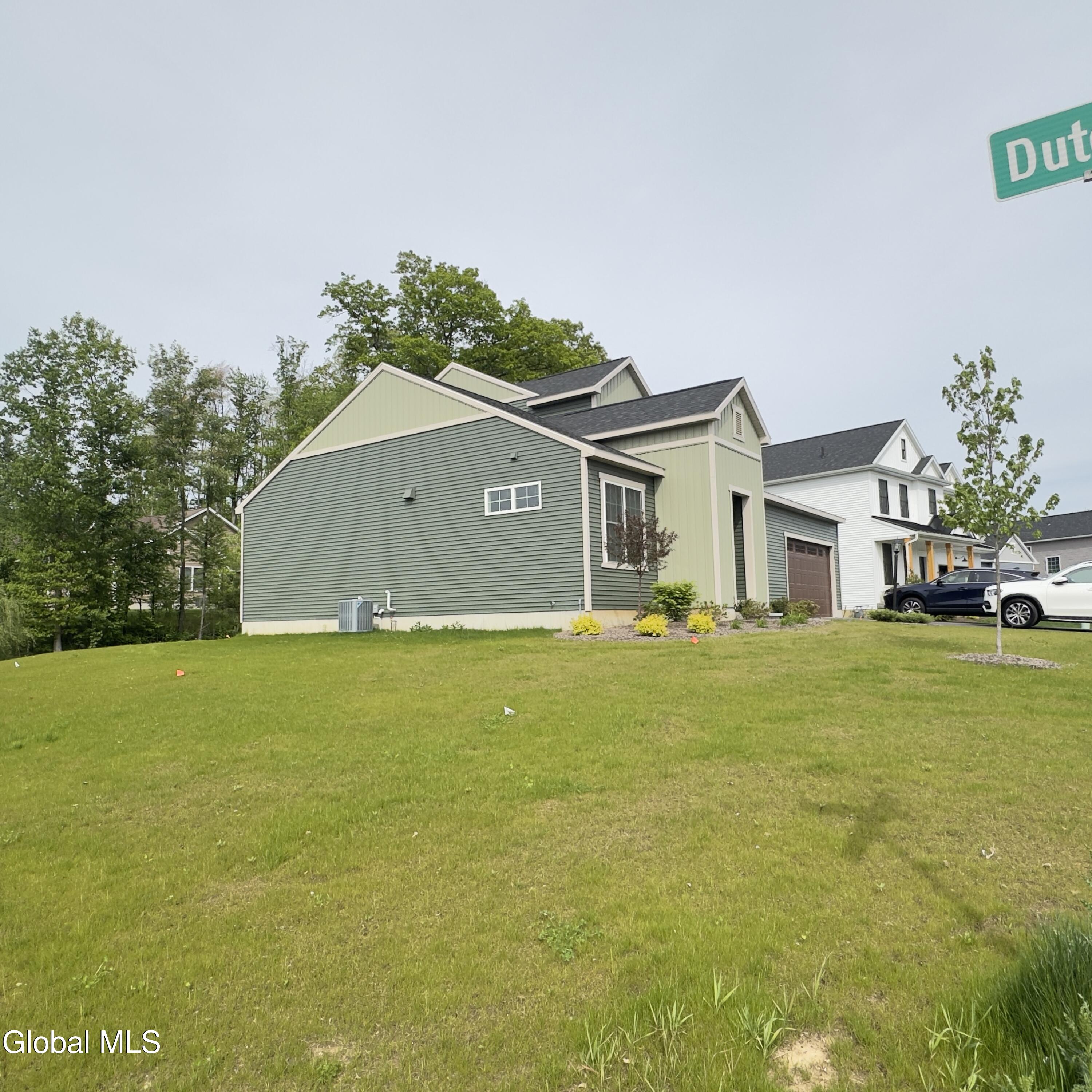 46 Wheatfield Way Mechanicville NY 12118