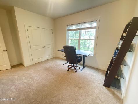 46 Wheatfield Way Mechanicville NY 12118