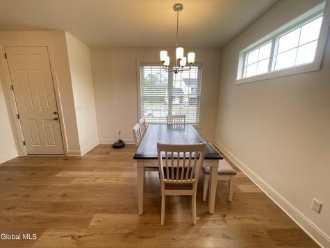 46 Wheatfield Way Mechanicville NY 12118