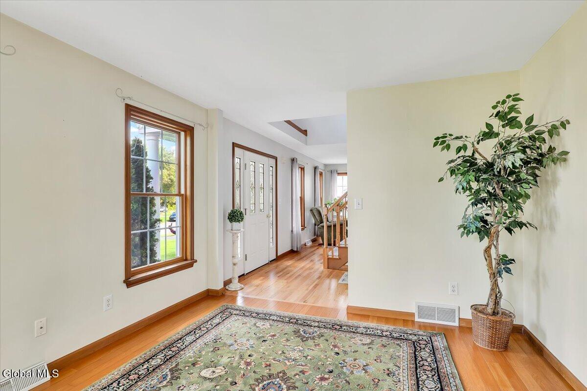 18 Heather Drive Clifton Park NY 12065