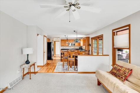 18 Heather Drive Clifton Park NY 12065