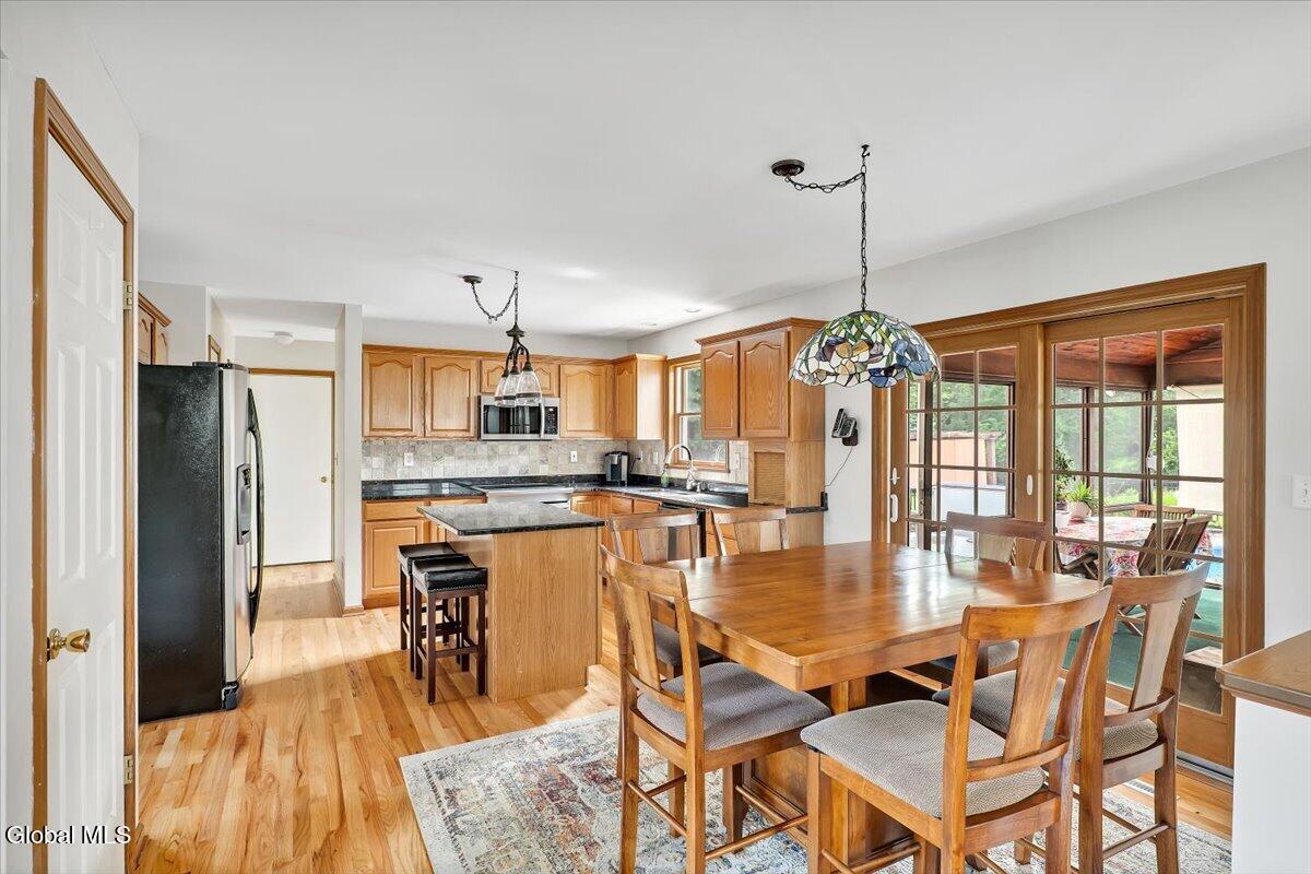 18 Heather Drive Clifton Park NY 12065