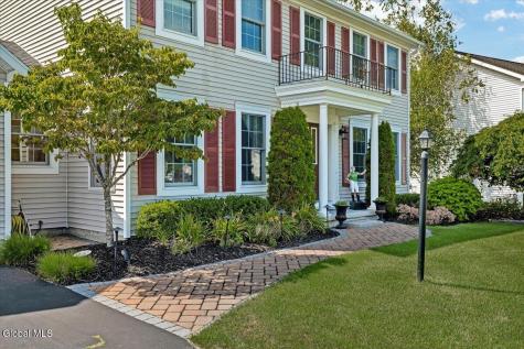 18 Heather Drive Clifton Park NY 12065