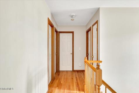 18 Heather Drive Clifton Park NY 12065