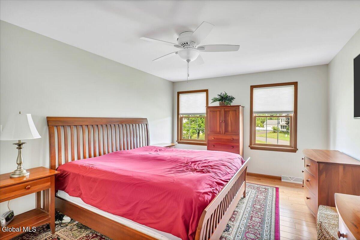 18 Heather Drive Clifton Park NY 12065