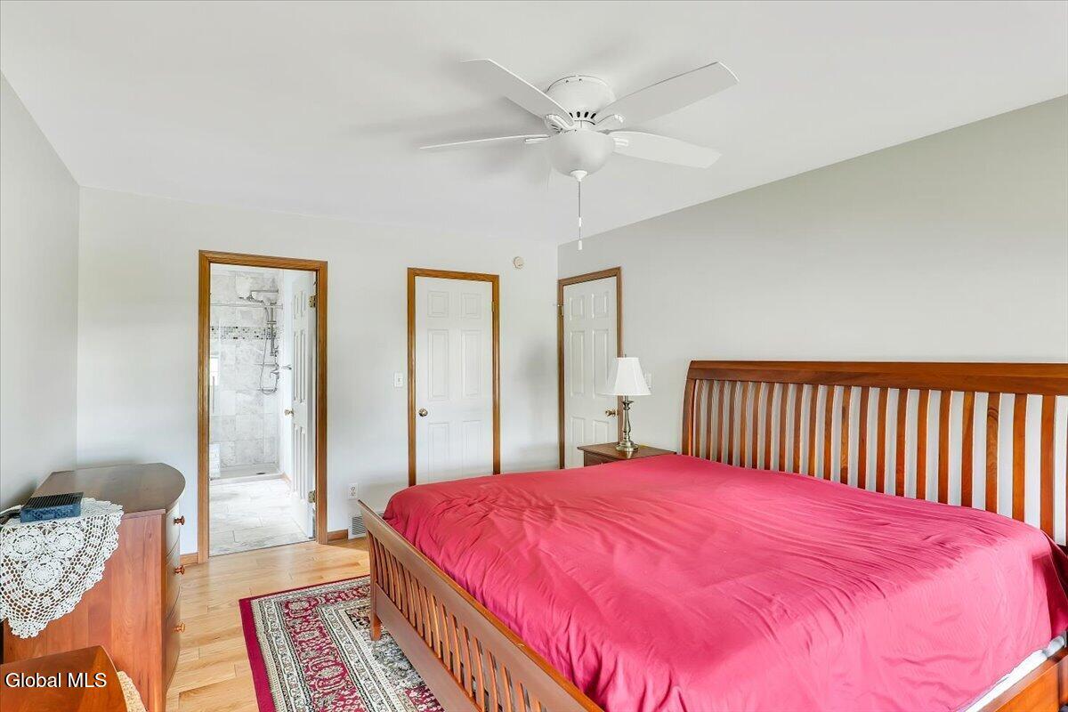 18 Heather Drive Clifton Park NY 12065