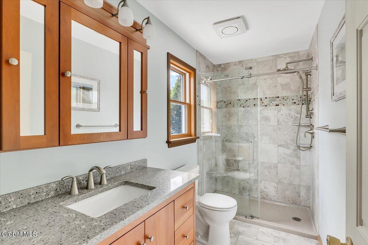 18 Heather Drive Clifton Park NY 12065