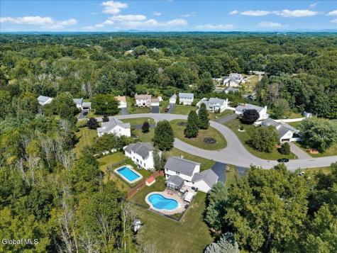 18 Heather Drive Clifton Park NY 12065