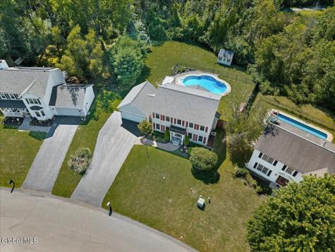 18 Heather Drive Clifton Park NY 12065