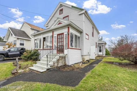 31 Taft Avenue Latham NY 12110