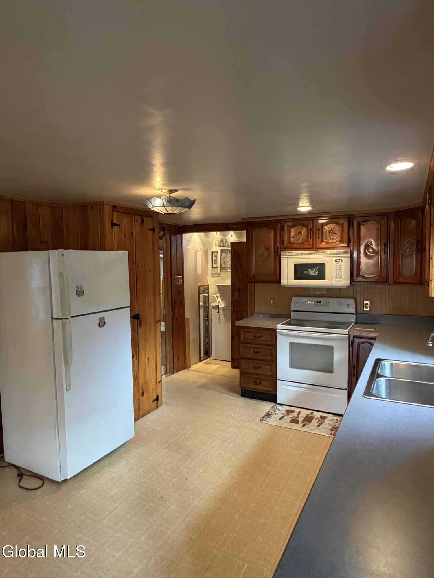 40 Dean Road Hudson Falls NY 12839