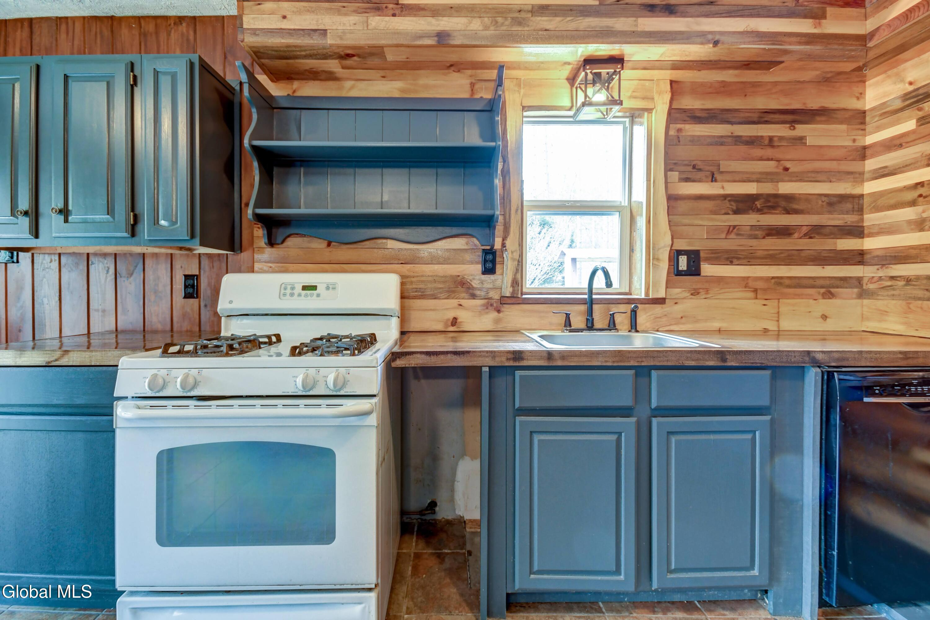 112 Bliss Road Dolgeville NY 13329