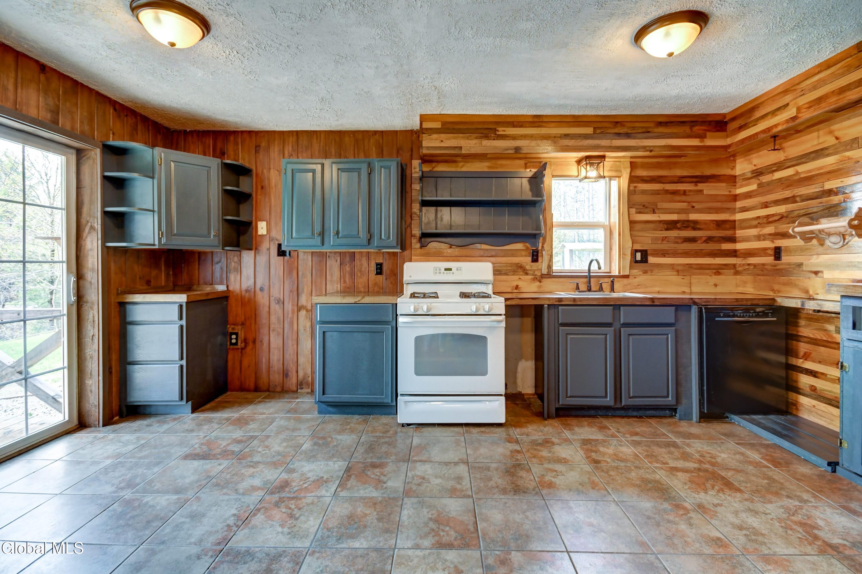 112 Bliss Road Dolgeville NY 13329