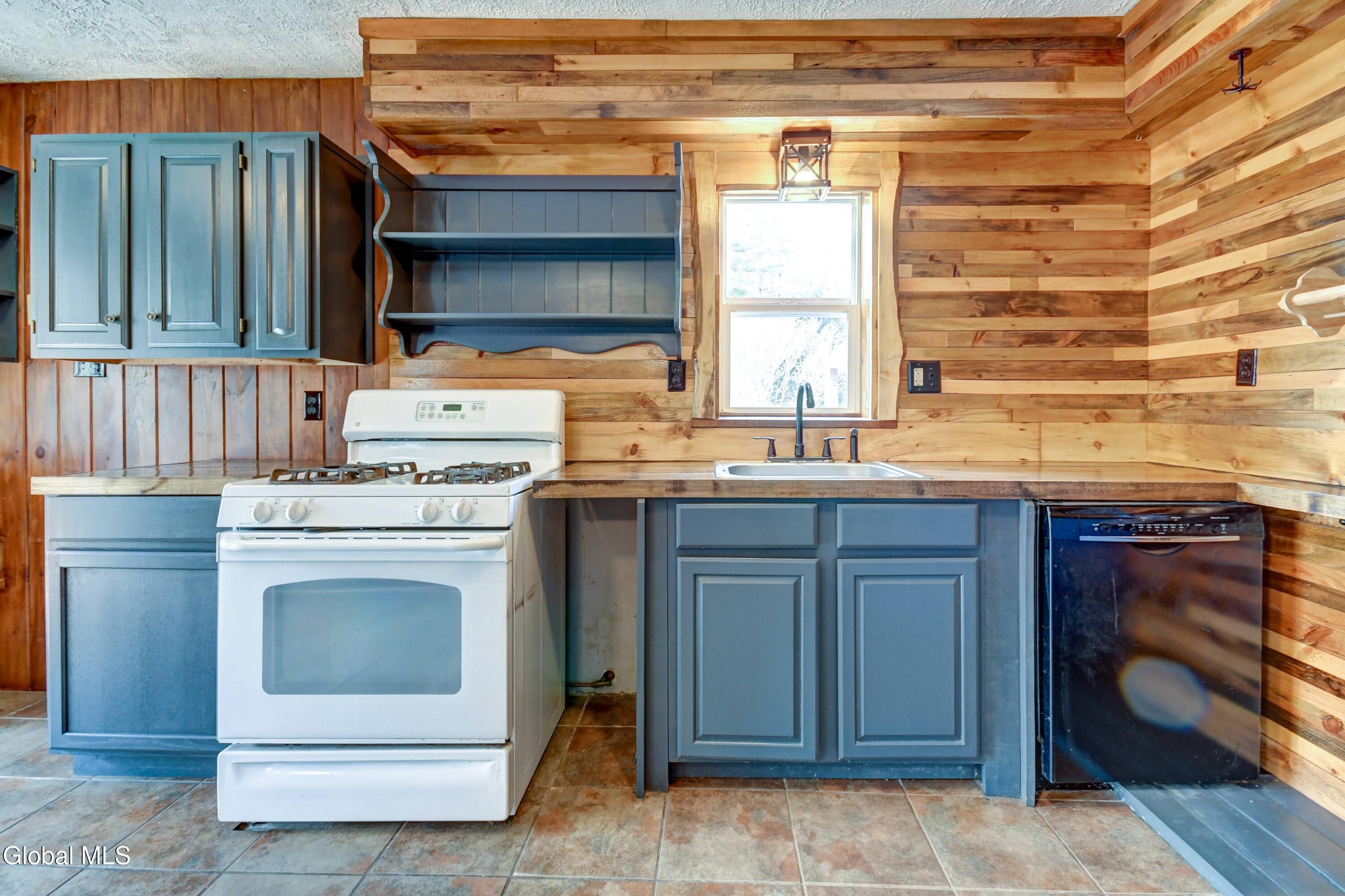 112 Bliss Road Dolgeville NY 13329