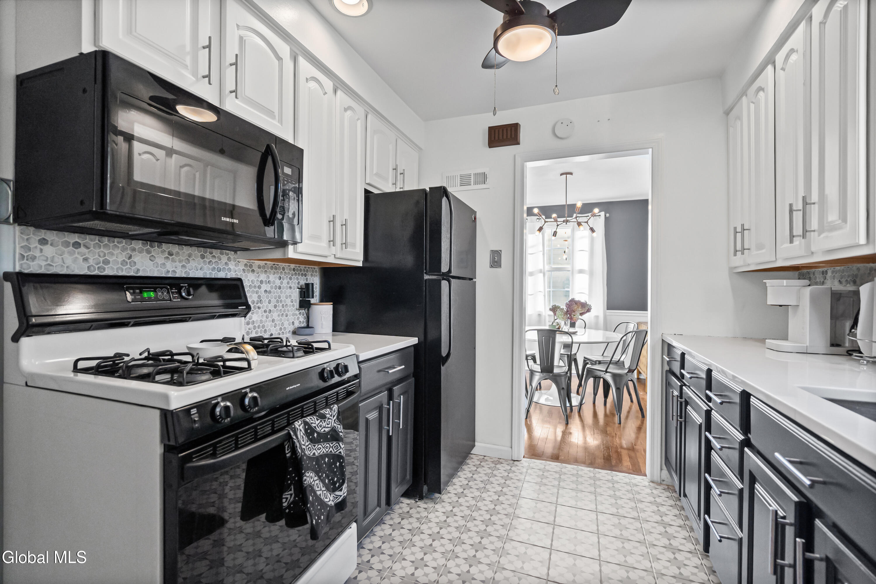 347 S Main Avenue Albany NY 12208