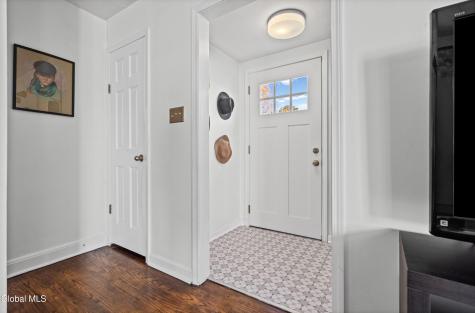 347 S Main Avenue Albany NY 12208
