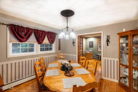 2 Acorn Grove Ballston Lake NY 12019