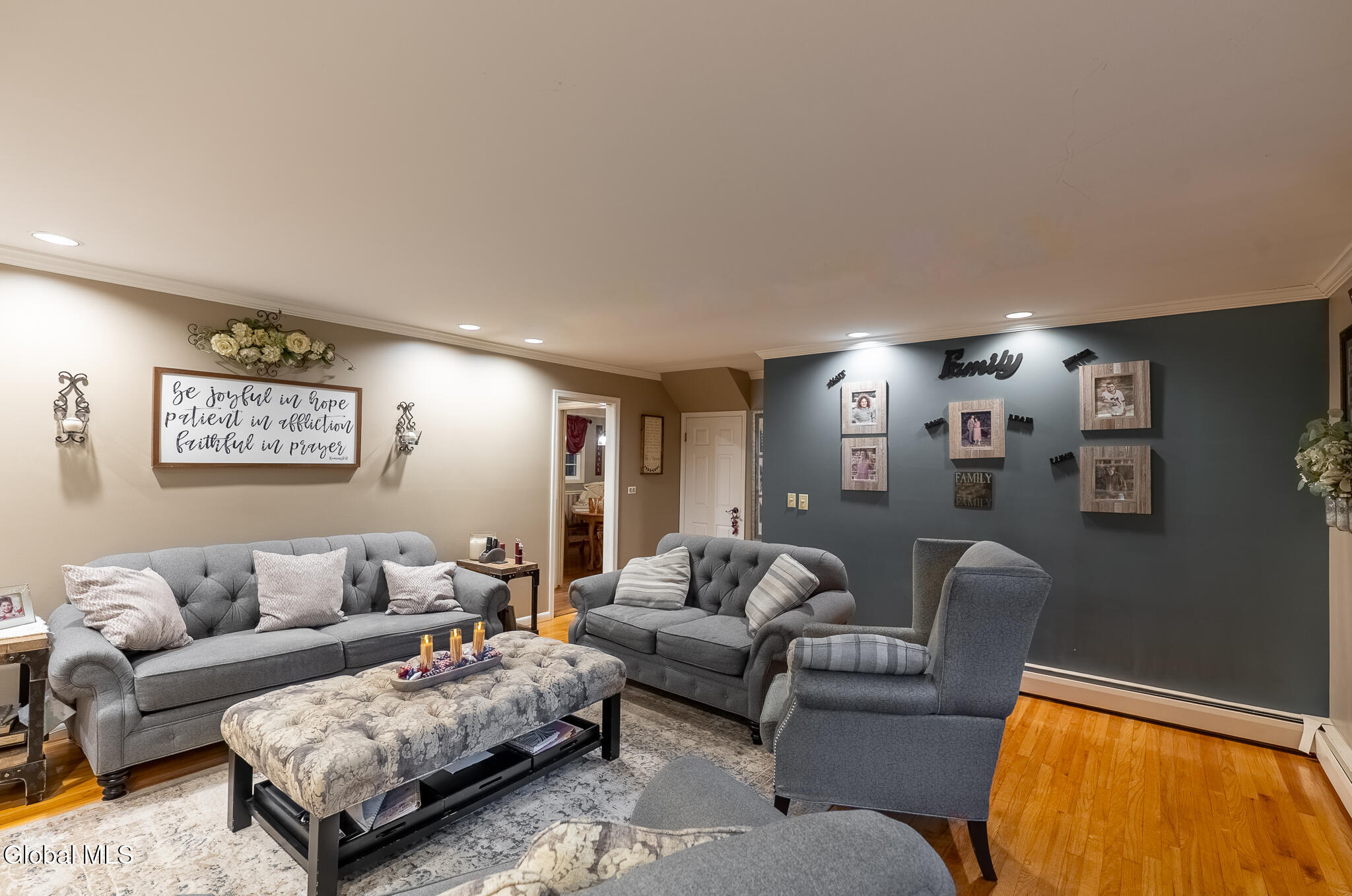 2 Acorn Grove Ballston Lake NY 12019