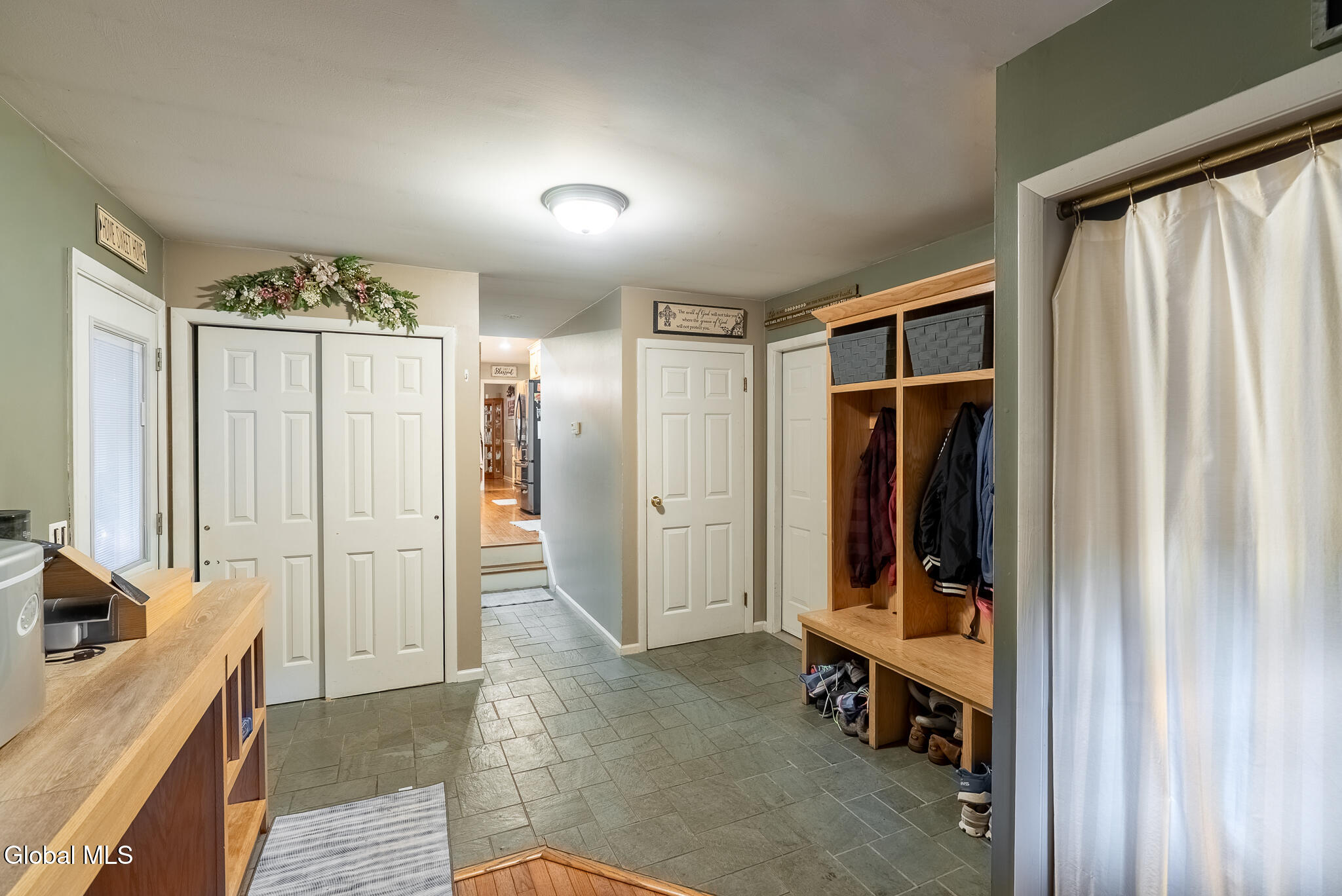 2 Acorn Grove Ballston Lake NY 12019