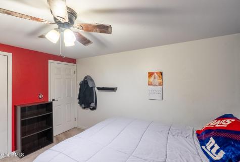 2 Acorn Grove Ballston Lake NY 12019