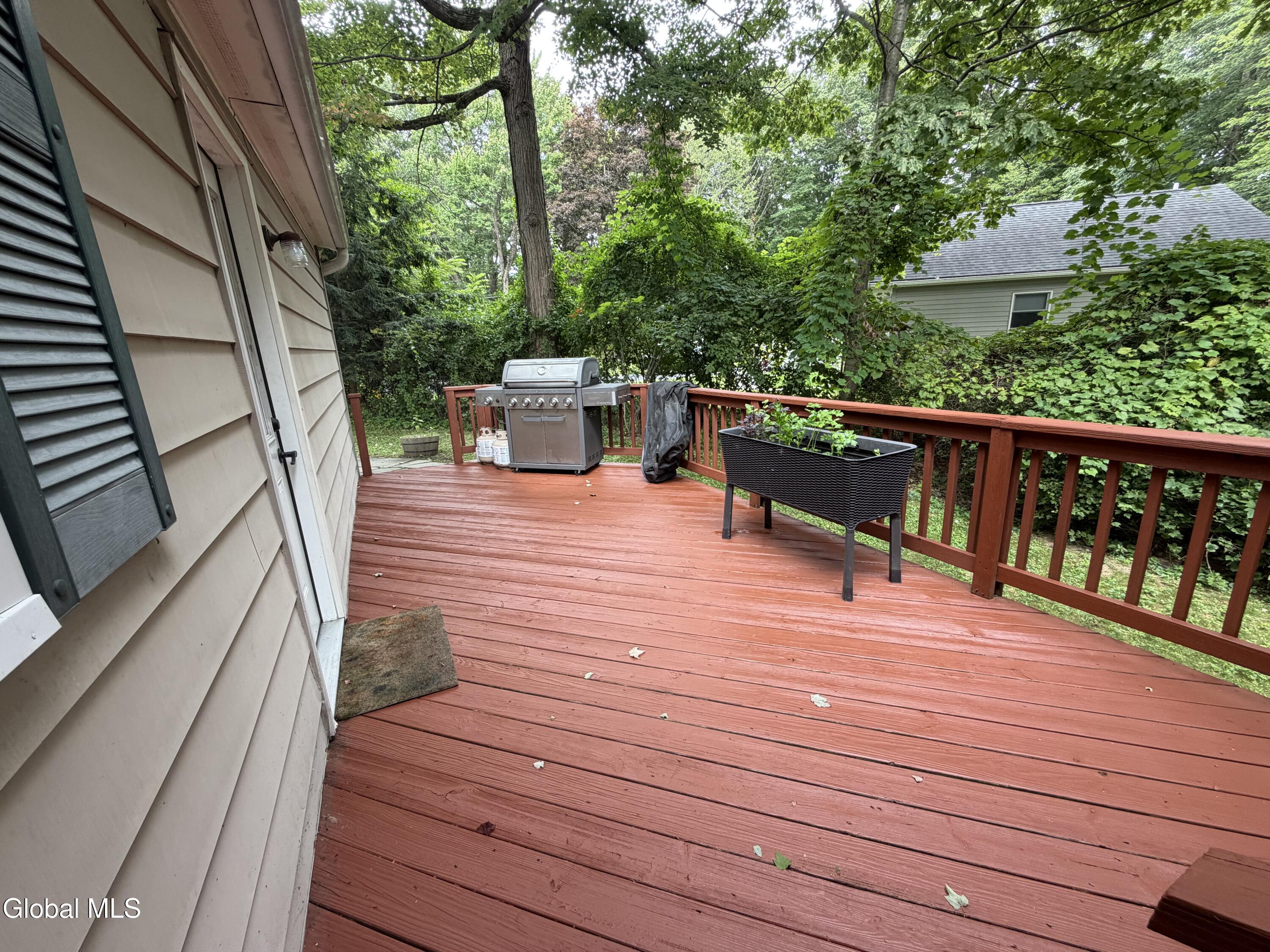 2 Acorn Grove Ballston Lake NY 12019