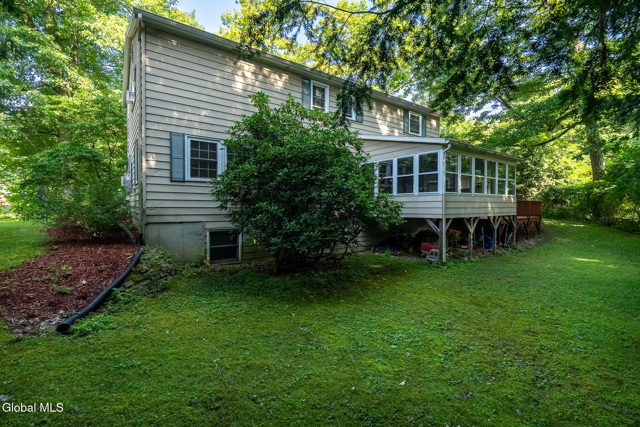2 Acorn Grove Ballston Lake NY 12019