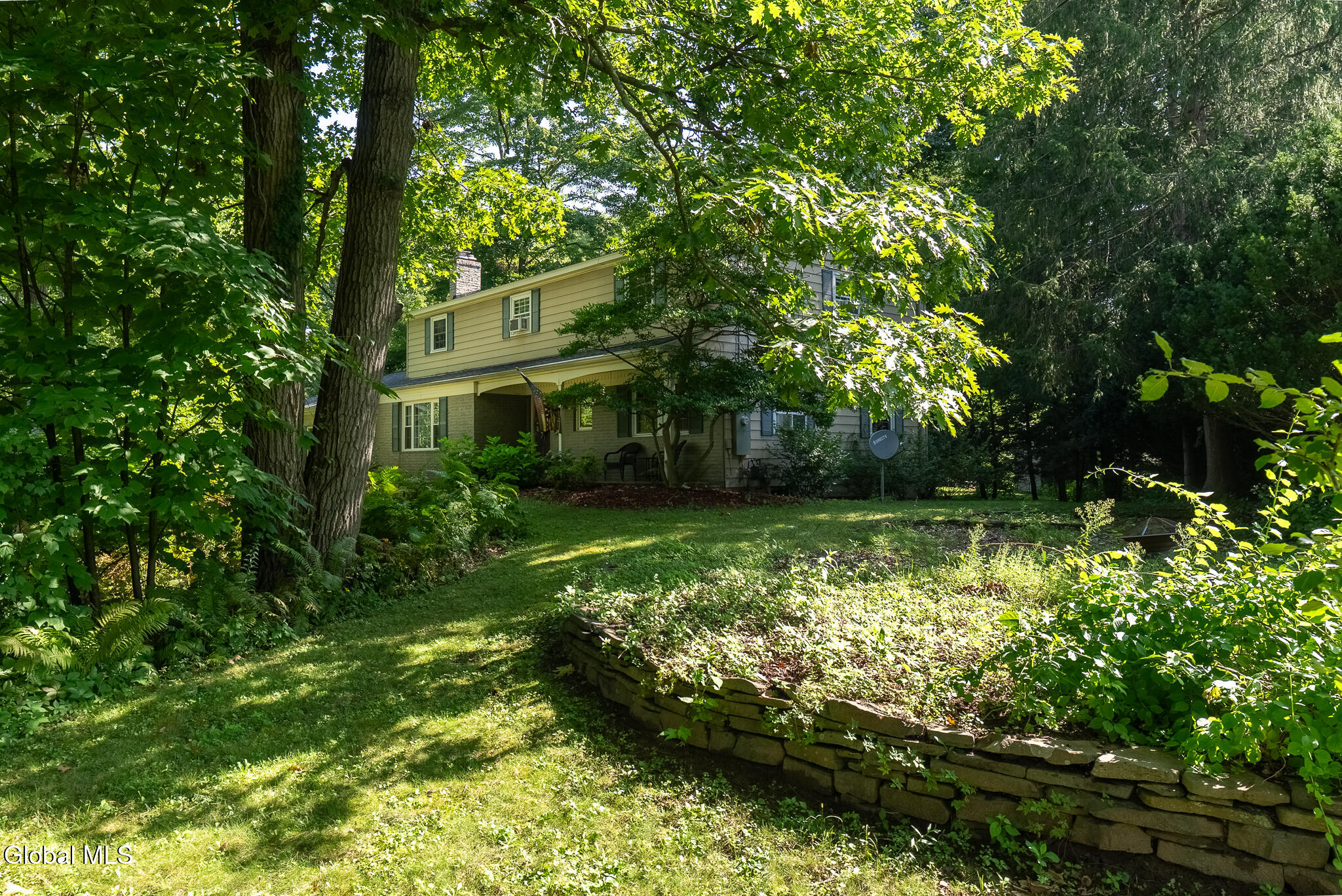 2 Acorn Grove Ballston Lake NY 12019